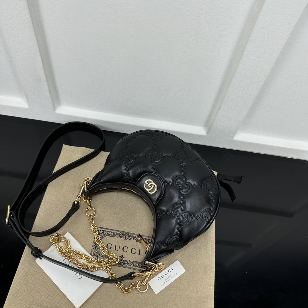 Gucci Hobo Bags